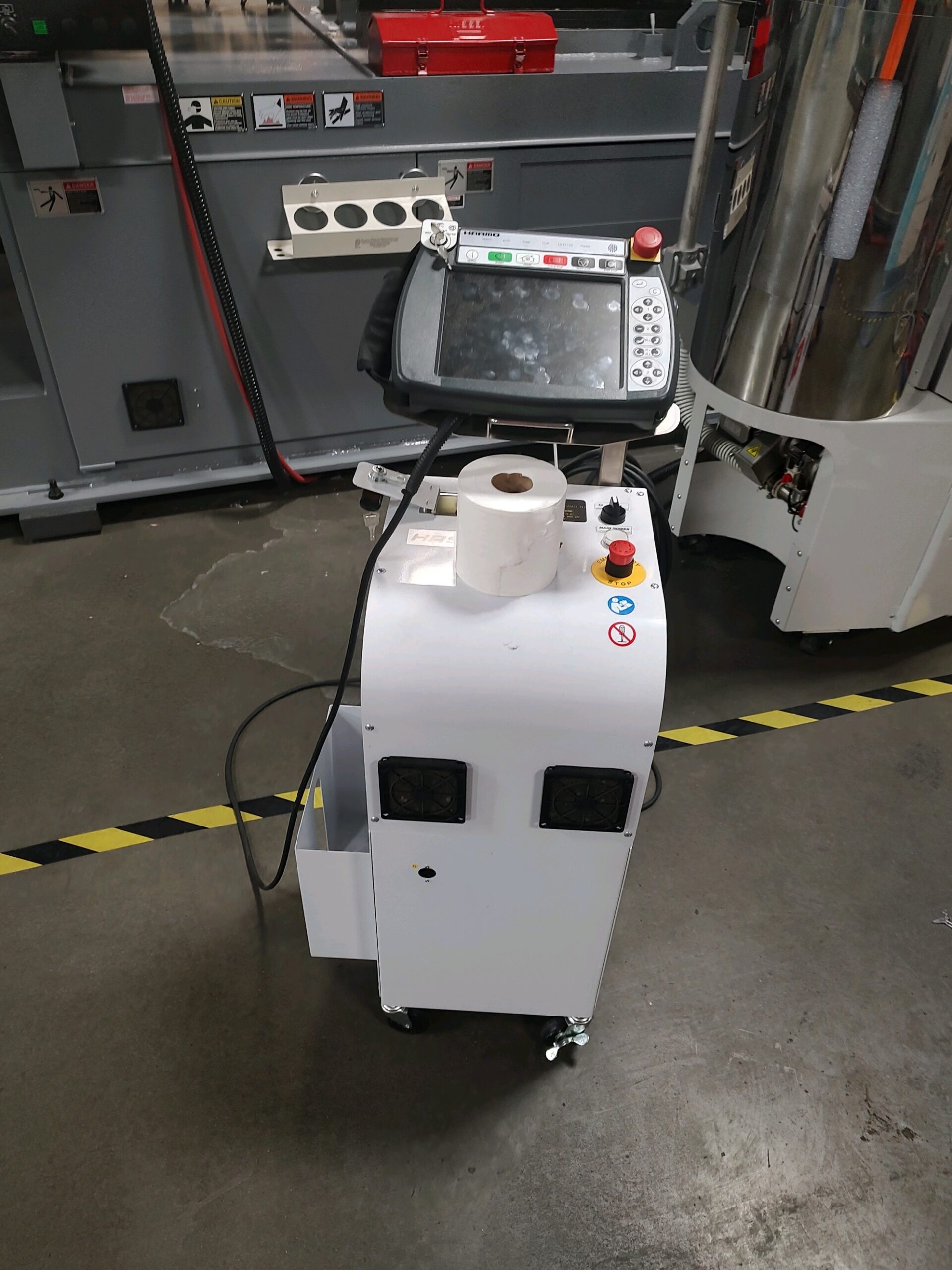 224 Ton 5.5 Oz Shot Size Nissei DCX200III-25A Injection Molding Machine, 2023 - Dryer, Temp Controller, Granulator - Image 8