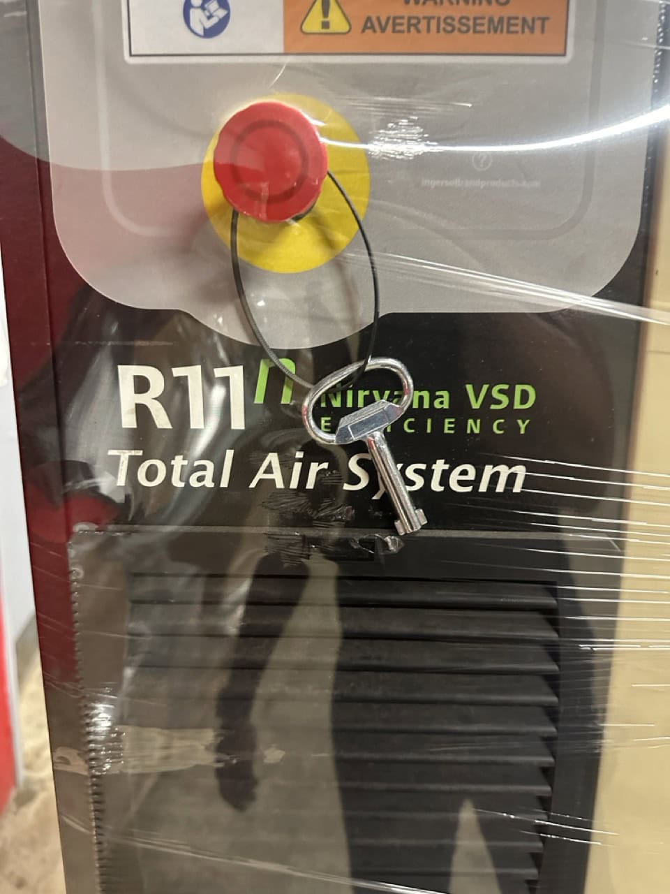 Ingersoll Rand Next Generation R-Series 30-HP 120-Gallon Rotary Air Compressor w/ Integrated Dryer - Image 8