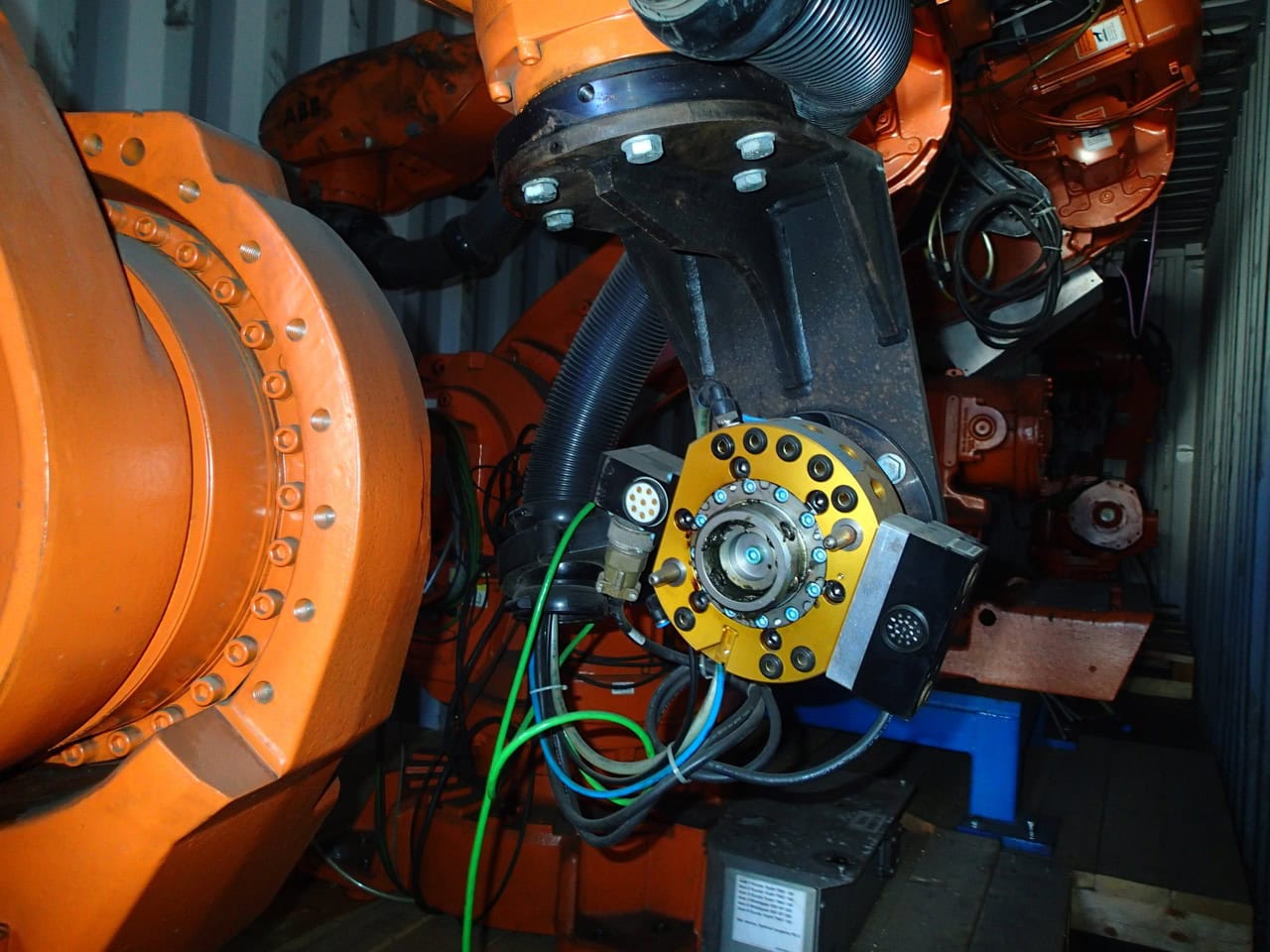 ABB IRB IRB 7600 Robot, 2004 - 6 Axis, S4Cplus Controller - Image 4