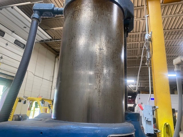 5'x11" Cincinnati Gilbert Radial Drill - Image 3