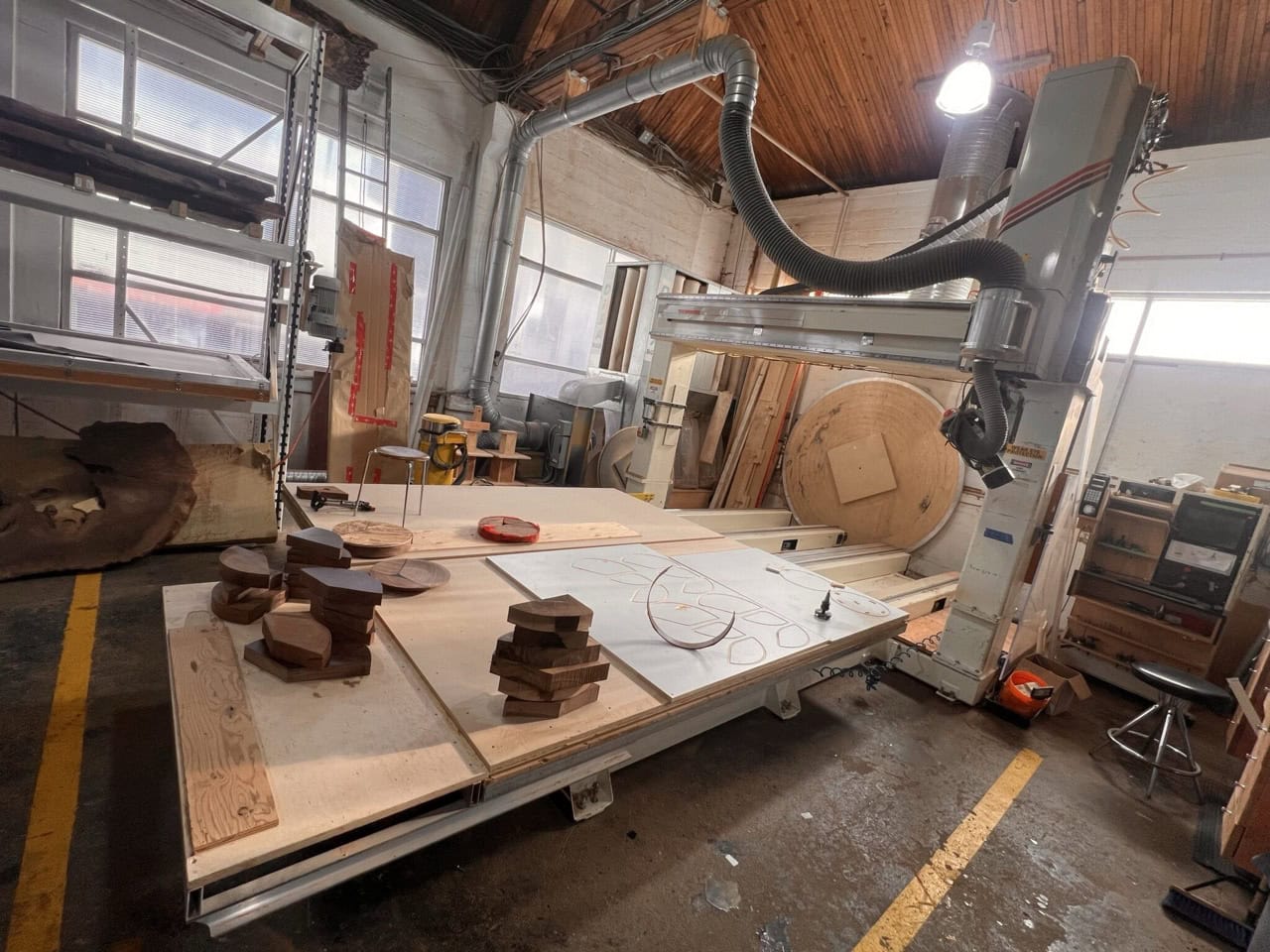 Thermwood C67D 356Z 5-Axis CNC Router, 2007 - 5' x10' Aluminum Twin Table, Under Power, High Z-Axis Capability - Image 3