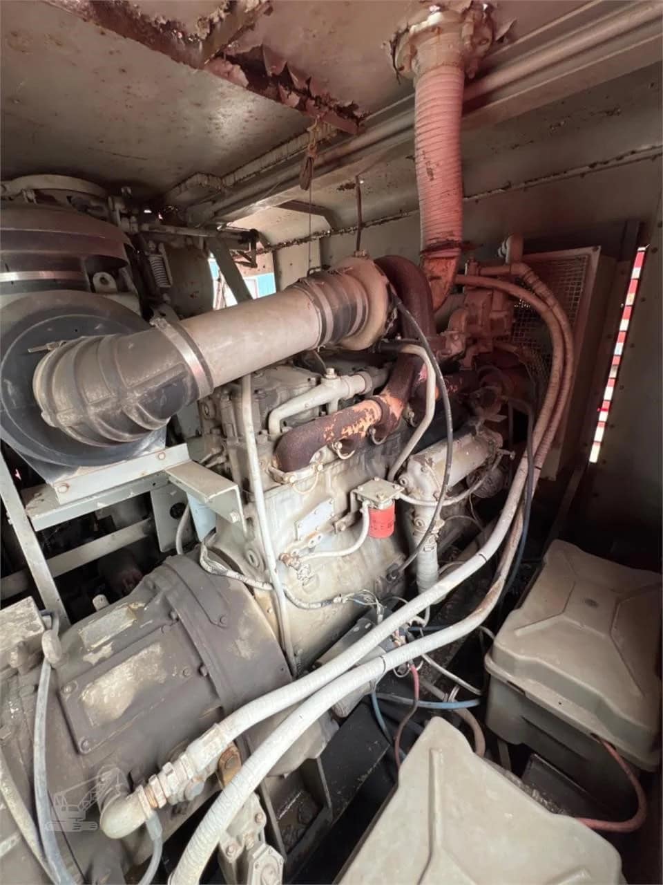 100 Foot Manitowoc 3900 Vicon Crane - 2,292 Hours - Image 11