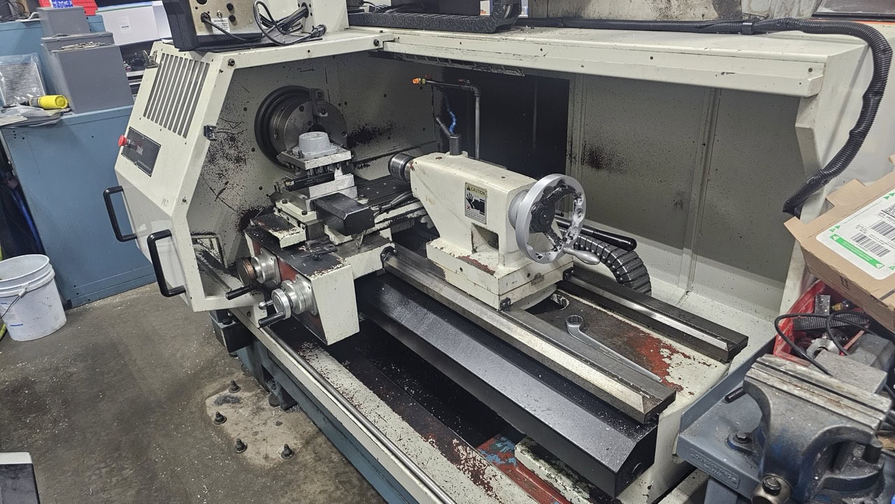 TRAK TRL 1840SX Southwestern Industries CNC Lathe , 2007 - 4 Station Turret