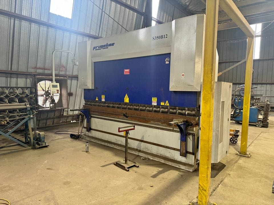 Primeline S350B12, 350 Ton x 12', Hydraulic Press Brake, 2016 - Floor Flush No Pit