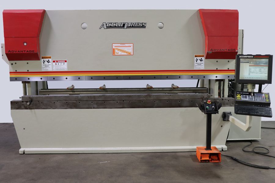 175 Ton x 12' Accurpress 717512 CNC Press Brake, 2002 - 2 axis back gauge