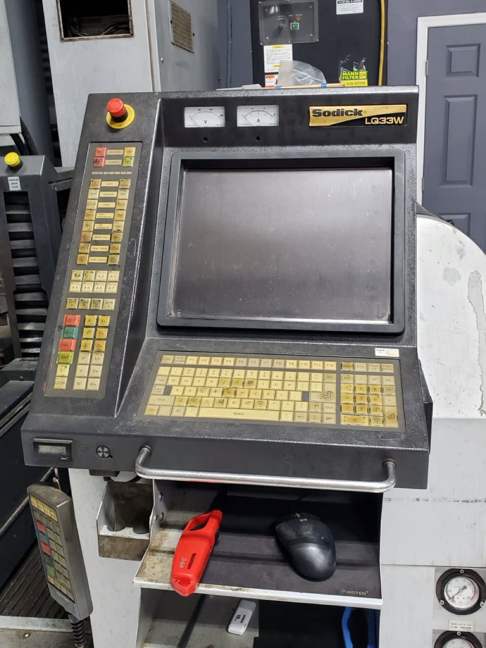 Sodick AQ537L CNC Wire EDM, 2005 - Chiller, Auto Thread, Rise/Fall Tank, Submersible Flushing, Dielectric Filtration System, Wire Chopper - Image 3