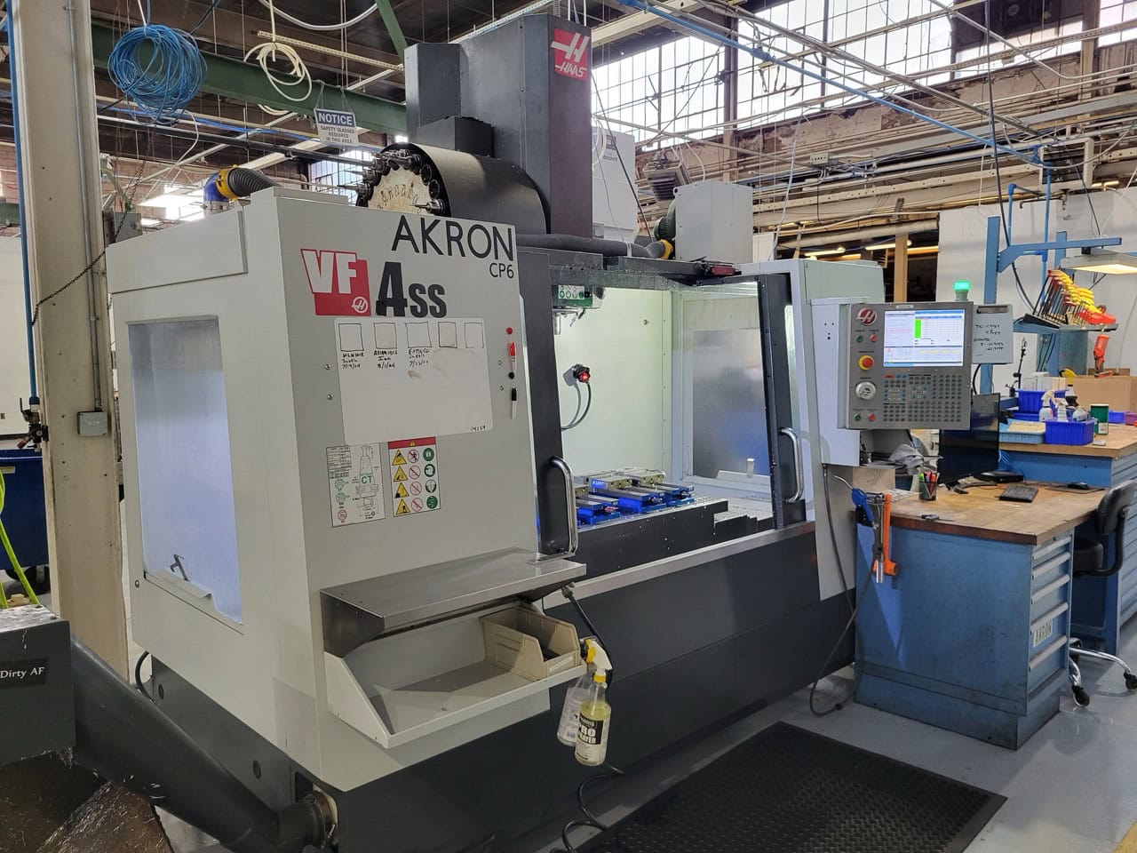 Haas VF-4SS CNC VMC 2016 - WIPS, TSC, Chip Conveyor - Image 2