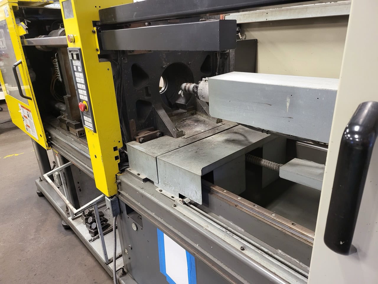110 Ton, 4.8 Oz Shot Cincinnati Milacron Roboshot 110i Injection Molding Machine, 2000 - Image 7
