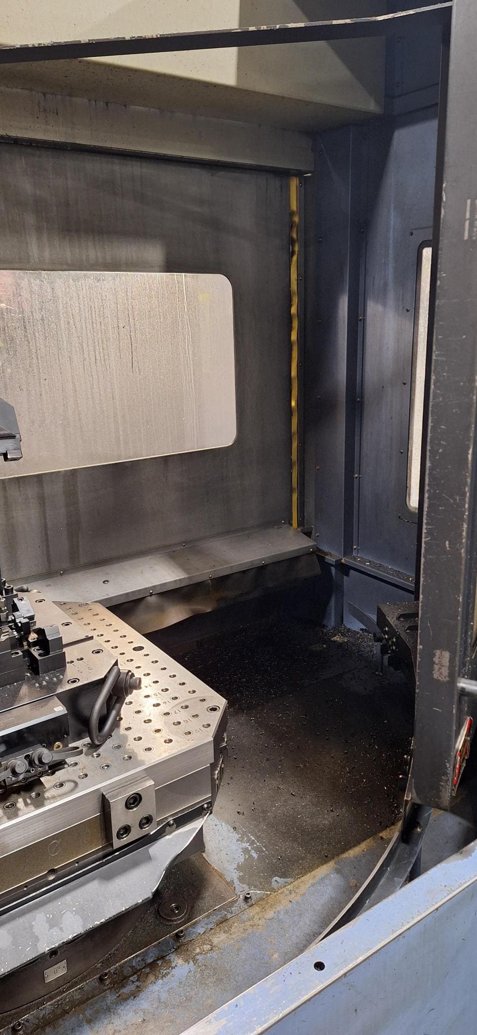 Doosan HM-8000 800mm HMC, 2011 - 4 Pallets, 120 ATC, 1000PSI - Image 4