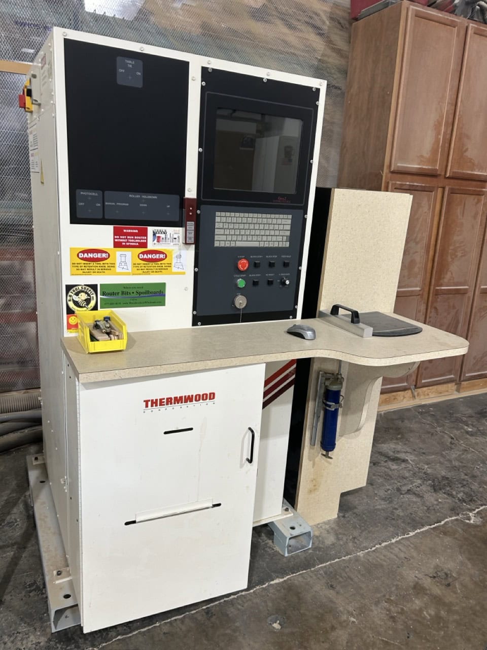 5'x12' Thermwood CS45-512 CNC Router, 2007 - QCore SuperControl, ATC, Under Power, Complete Maintenance Log Available - Image 4