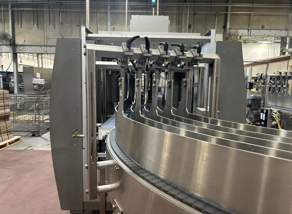 SMI WP 600 Ergon Wrap-Around Case Packer for Corrugated Cardboard Boxes with SMI DV 500 S Ergon Multilane Product Divider, 2020 - Image 7
