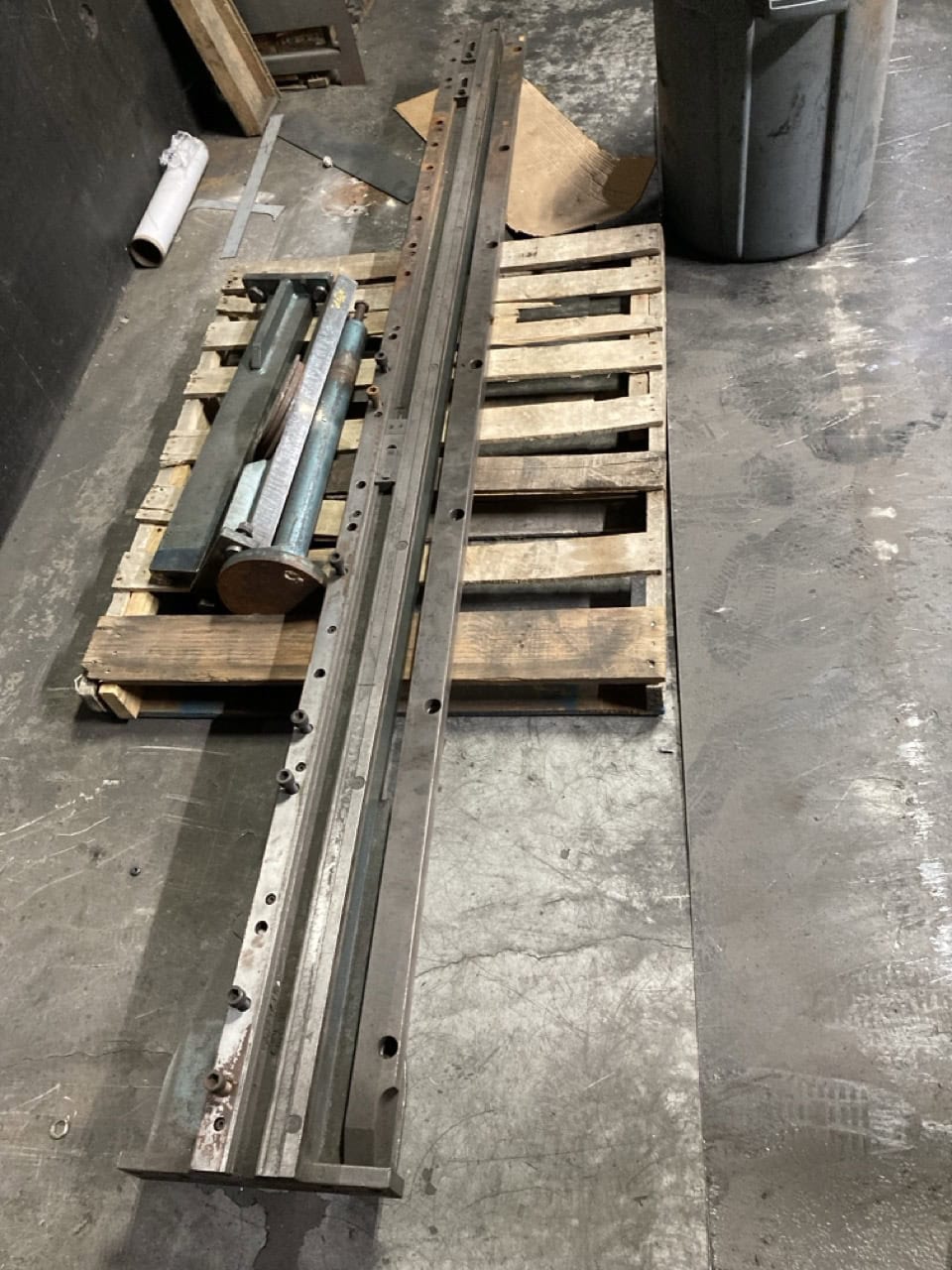 3/16" x 10' Amada M-3045 Mechanical Power Squaring Shear, 1984 - Backgauge - Image 8
