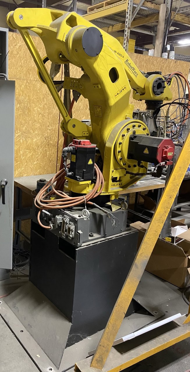 Fanuc M-420iA 4 Axis Robot, 2005 - Video Available - Image 6