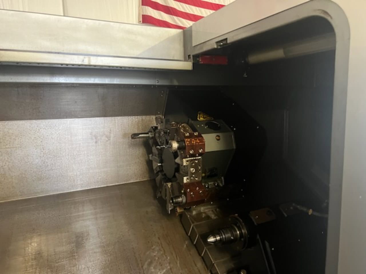 Hurco TM-12i CNC Lathe, 2013 - WinMax Control, Chip Conveyor, Tool Setter, Low Hours, Under Power - Image 2