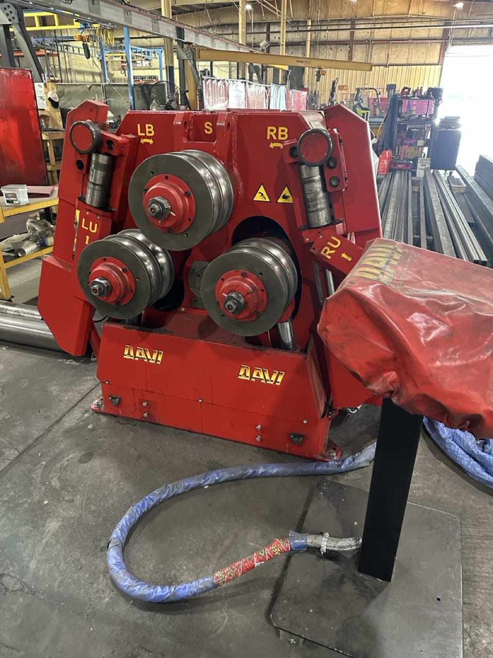 4' x 4' x 1/2" Davi MCP-11 Hydraulic Angle Roll, 2021 - 3 Roll, Tube/Pipe, Low Usage - Image 3