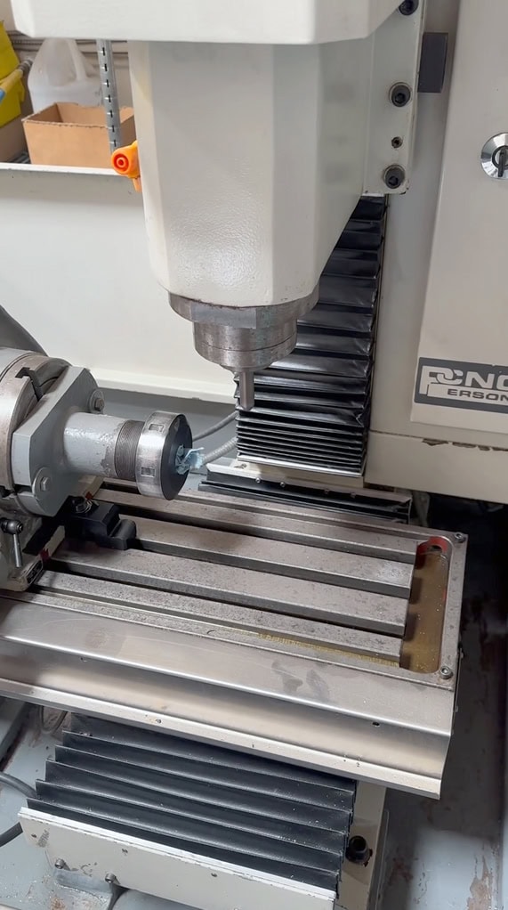 Tormach PCNC 770 Series 3 VMC, 2012 - 4th Axis Indexer, Collet Set - Image 5