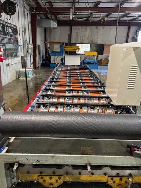 CSC Series 1.5 R-Panel Rollformer, 2021 - 5 Ton Auto Decoiler