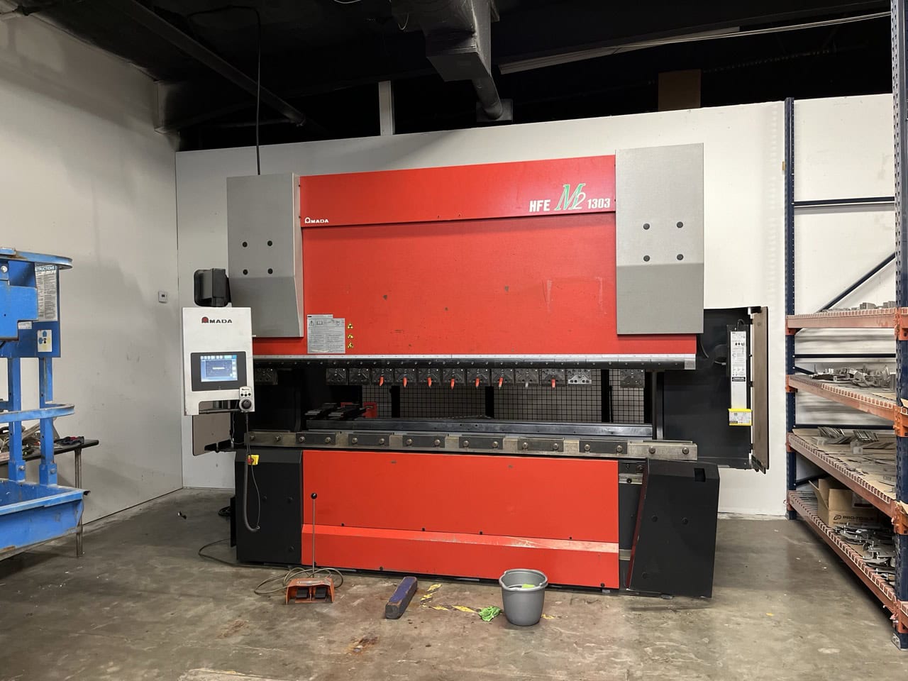 145 Ton X 10' Amada HFE M2 1303 CNC Press Brake, 2011 - 6-Axis BG, Crowning, Tooling Included