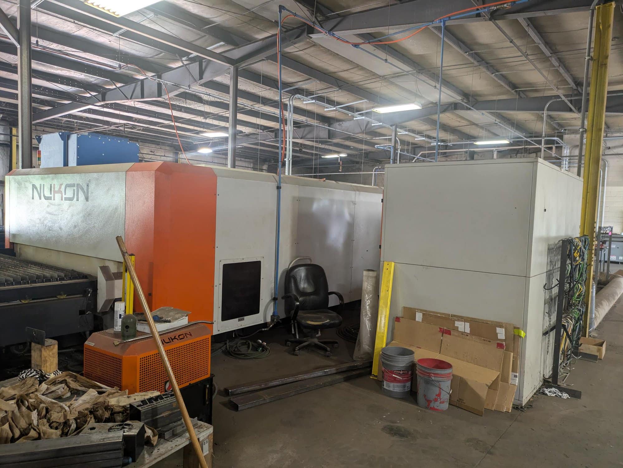 4000 Watt Nukon NF Pro 25120 Fiber Laser, 2016 - 8' x 40' Table, YLS Power Source, Chiller, Dust Collector - Image 2
