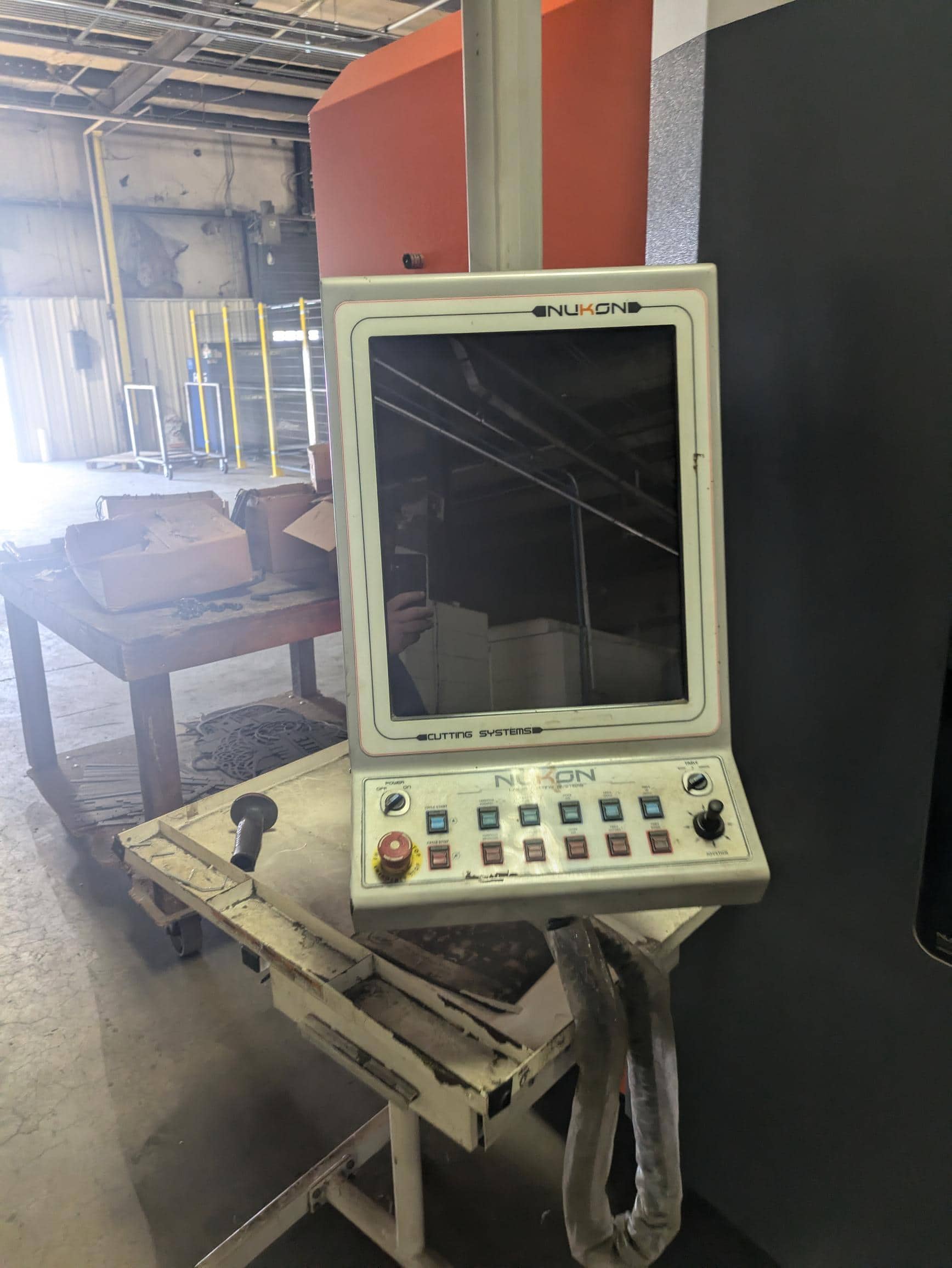 4000 Watt Nukon NF Pro 25120 Fiber Laser, 2016 - 8' x 40' Table, YLS Power Source, Chiller, Dust Collector - Image 7