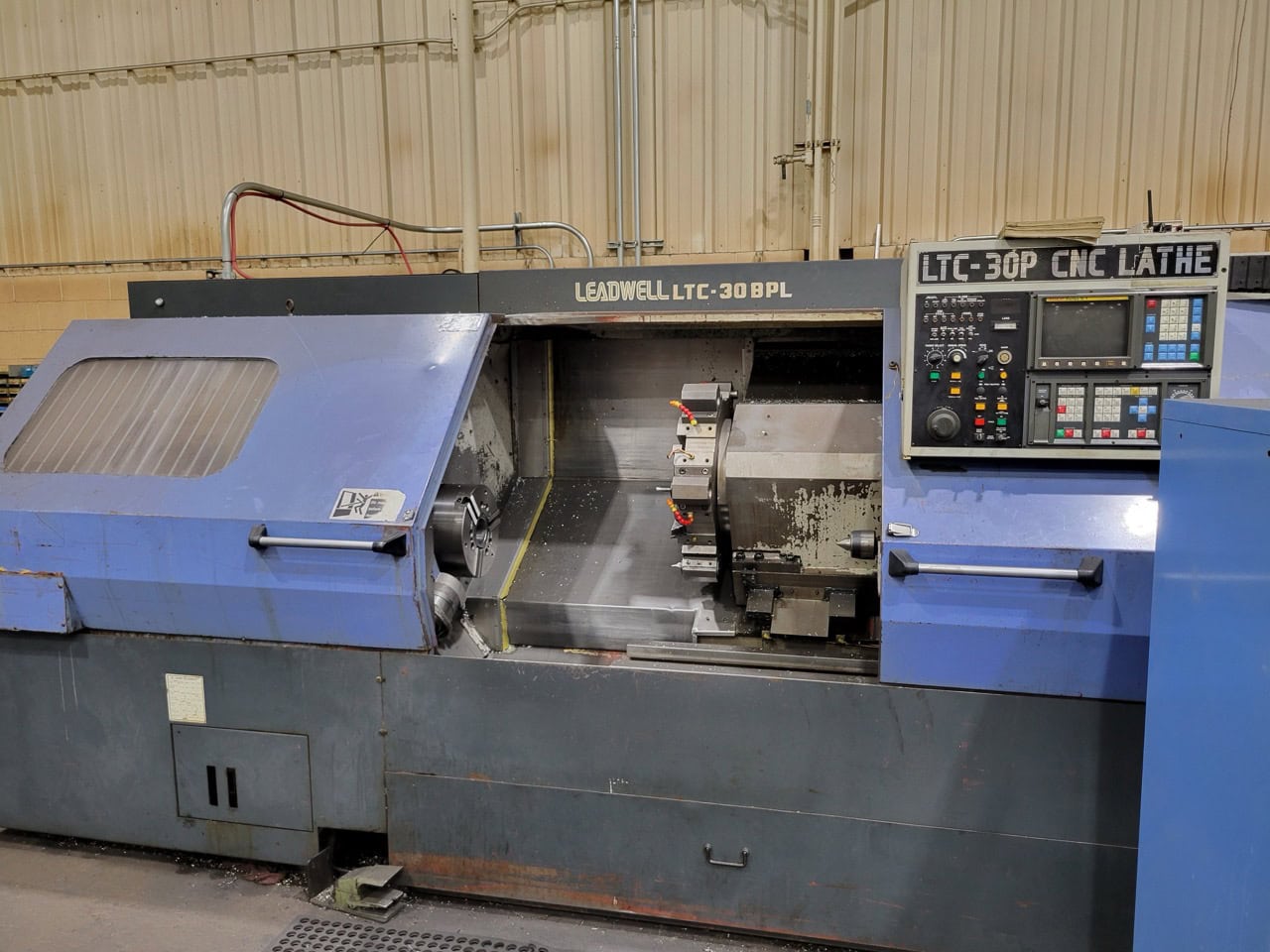 Leadwell LTC-30BPL CNC Lathe, 2010 - Tailstock, Fanuc Control - Image 2