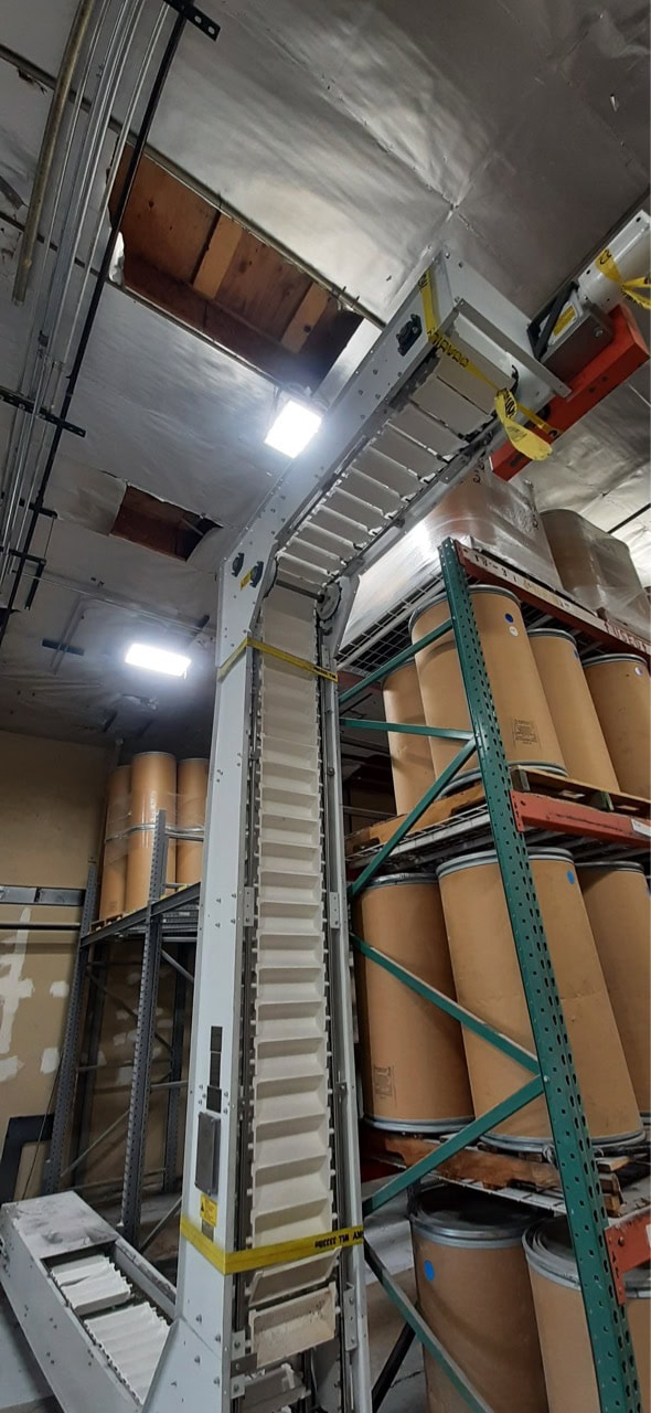 PFI 12.5' Polycarbonate Bucket Conveyor, 2022 - Equipped with Extra Buckets - Image 2