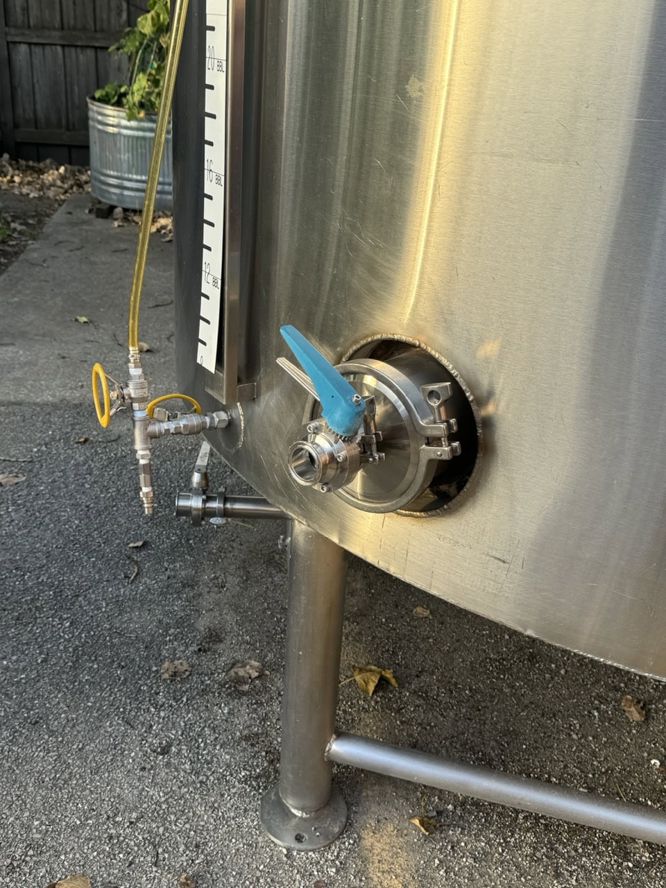 3,100 Gallon/100 BBLJV Northwest Stainless Steel Cold Liquor Tank - Image 2