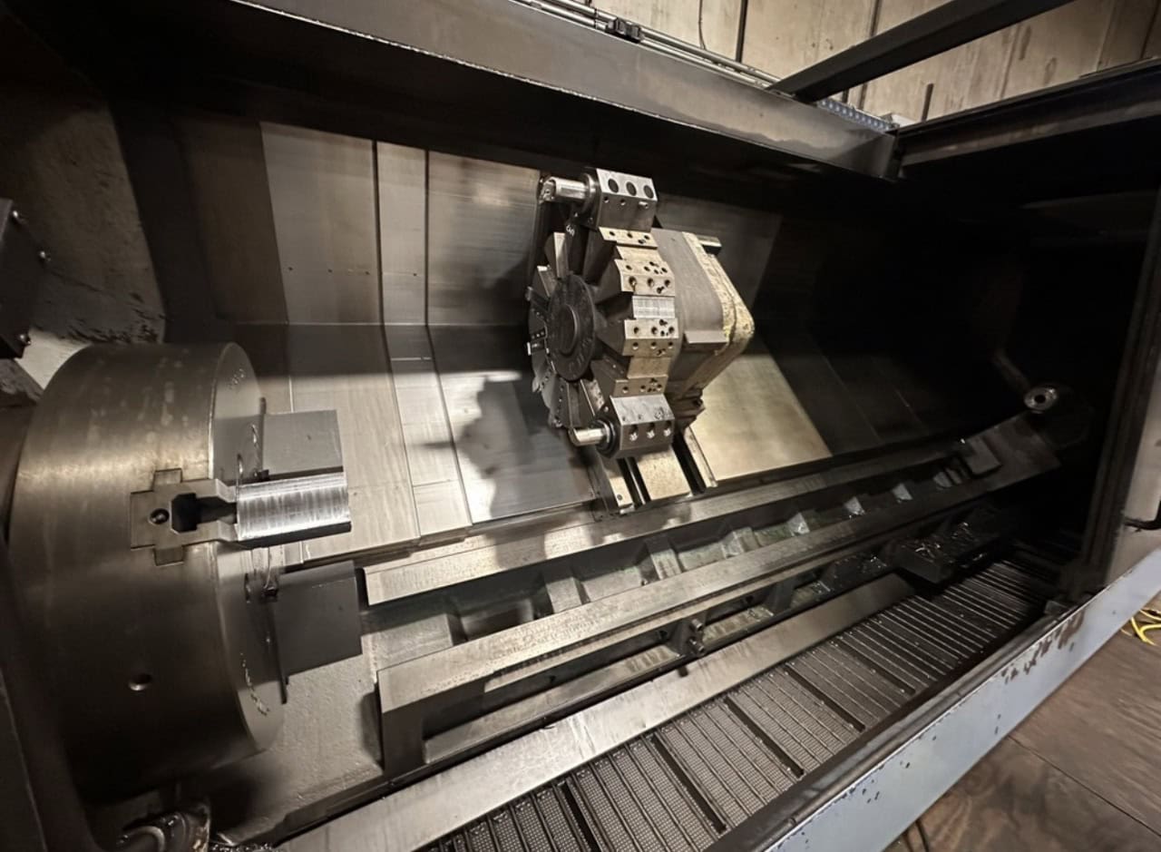 Doosan Puma 480XL CNC Lathe, 2012 - Chip Conveyor, Tailstock - Image 2