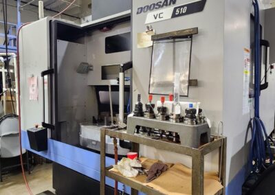 2020 doosan vc 510 vertical machining center
