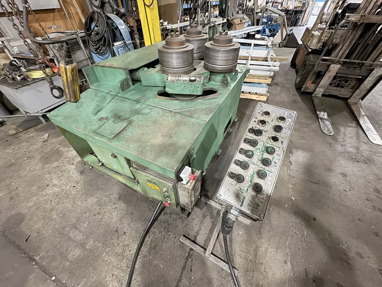 5" X 5" X 1/2", ROUNDO R5s HYDRAULIC ANGLE ROLLS, Tooling & Jib Crane Included - Image 3