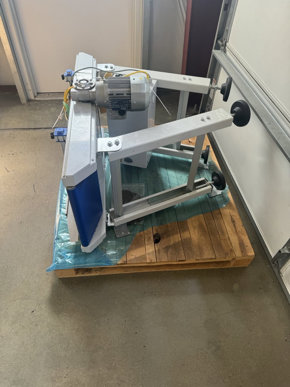 Clamco 6800CS-XL Auto Side Seal Machine, 2023 - Never Used - Image 3