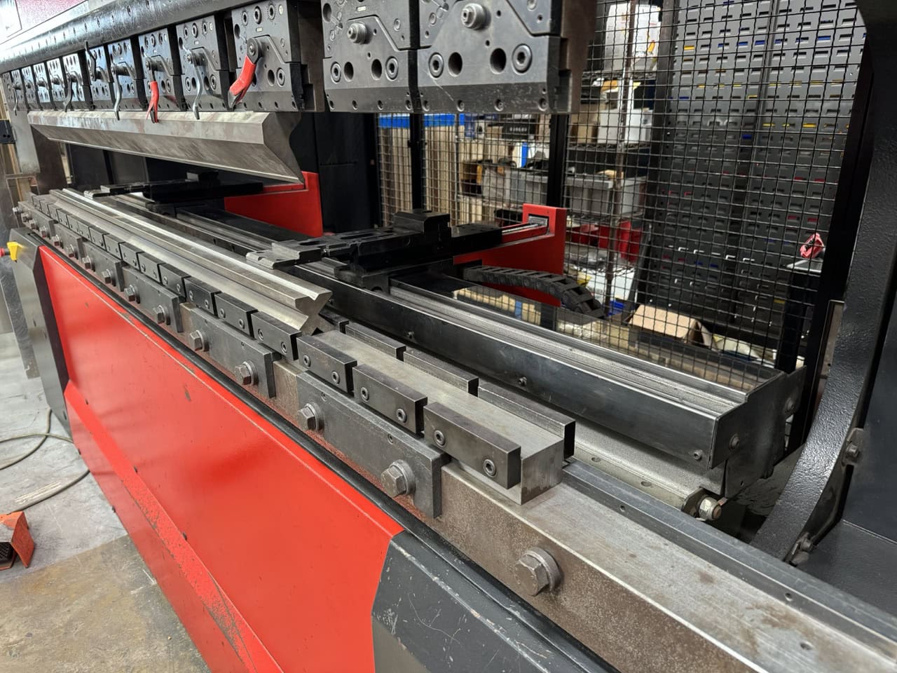 145 Ton X 10' Amada HFE M2 1303 CNC Press Brake, 2011 - 6-Axis BG, Crowning, Tooling Included - Image 3