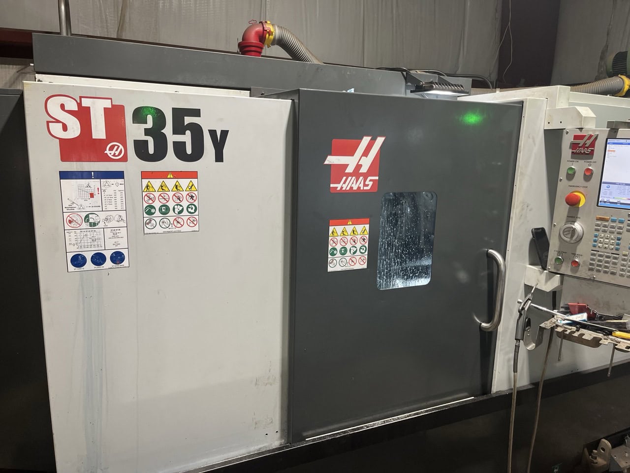 Haas ST-35Y CNC Lathe, 2023 - 6k RPM Live Tooling, Y Axis, Hydraulic Programmable Tailstock, Chip Conveyor - Image 3