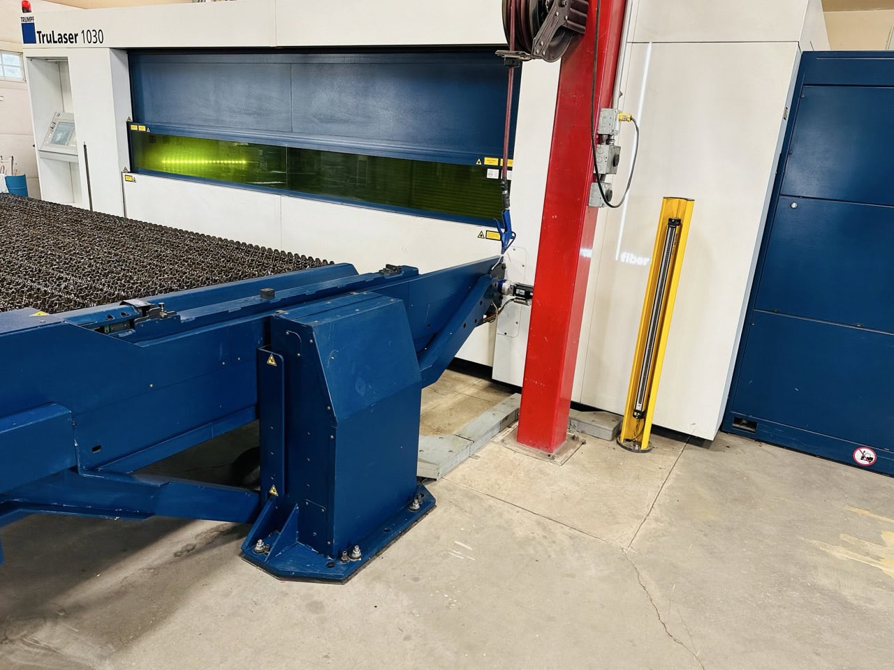 3,000 Watt Trumpf TruLaser 1030 Fiber Laser, 2014 - 5'x 10' Dual Shuttle Table, TruDisk 3001 - Image 4