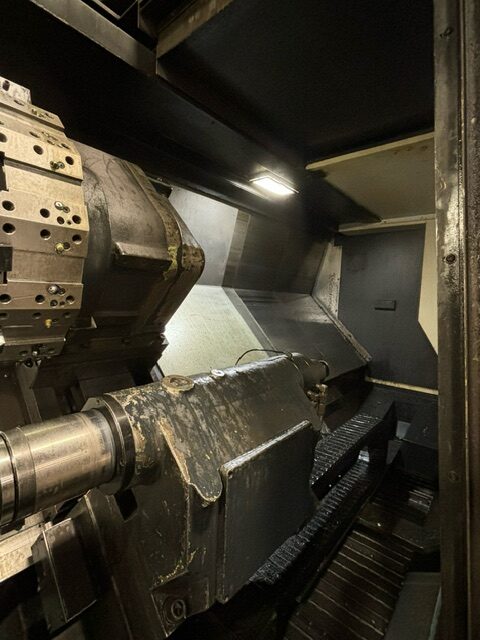 Doosan Puma 480XL CNC Lathe, 2012 - Chip Conveyor, Tailstock - Image 6