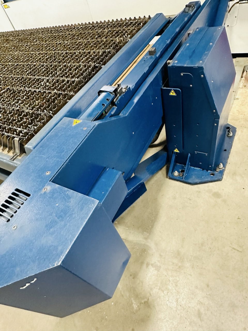 3,000 Watt Trumpf TruLaser 1030 Fiber Laser, 2014 - 5'x 10' Dual Shuttle Table, TruDisk 3001 - Image 9