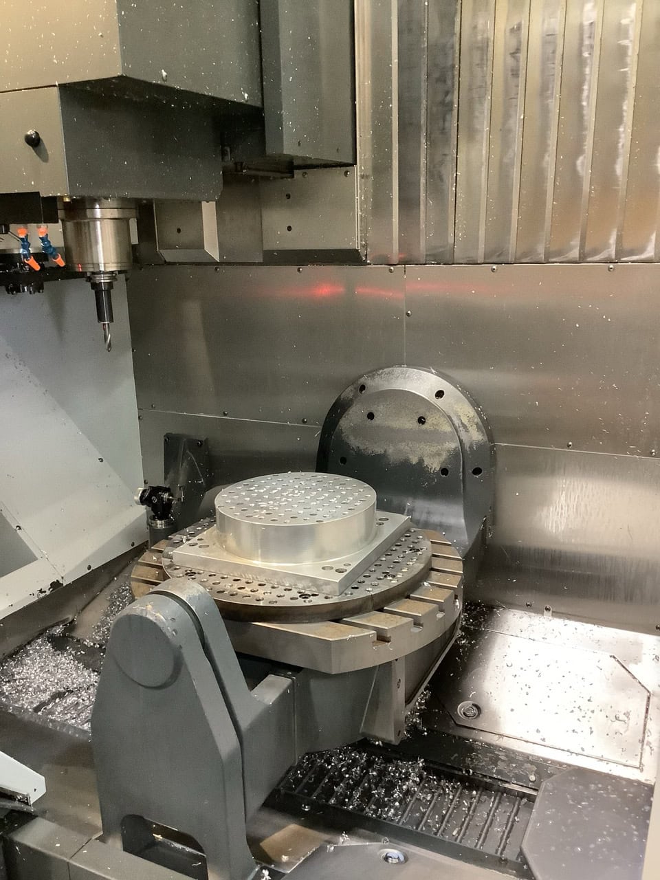 Haas UMC-750 Universal Machining Center, 2015 - Through Spindle Coolant, High Speed Machining - Image 2