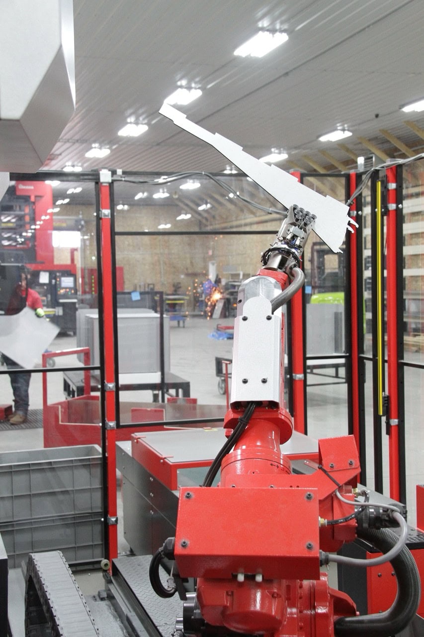 60 Ton x 4' Amada EG6013 Automated Bend Cell, 2017 - 6 -Axis Robot, 7-Axis Backgauge - Image 10