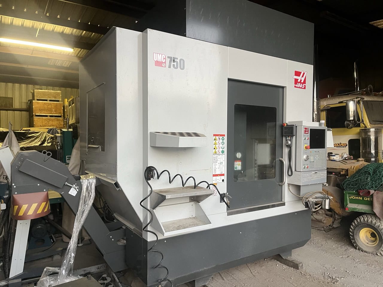 Haas UMC-750 VMC 5 Axis, 2021 - Thru Spindle Ready, 10k RPM spindle