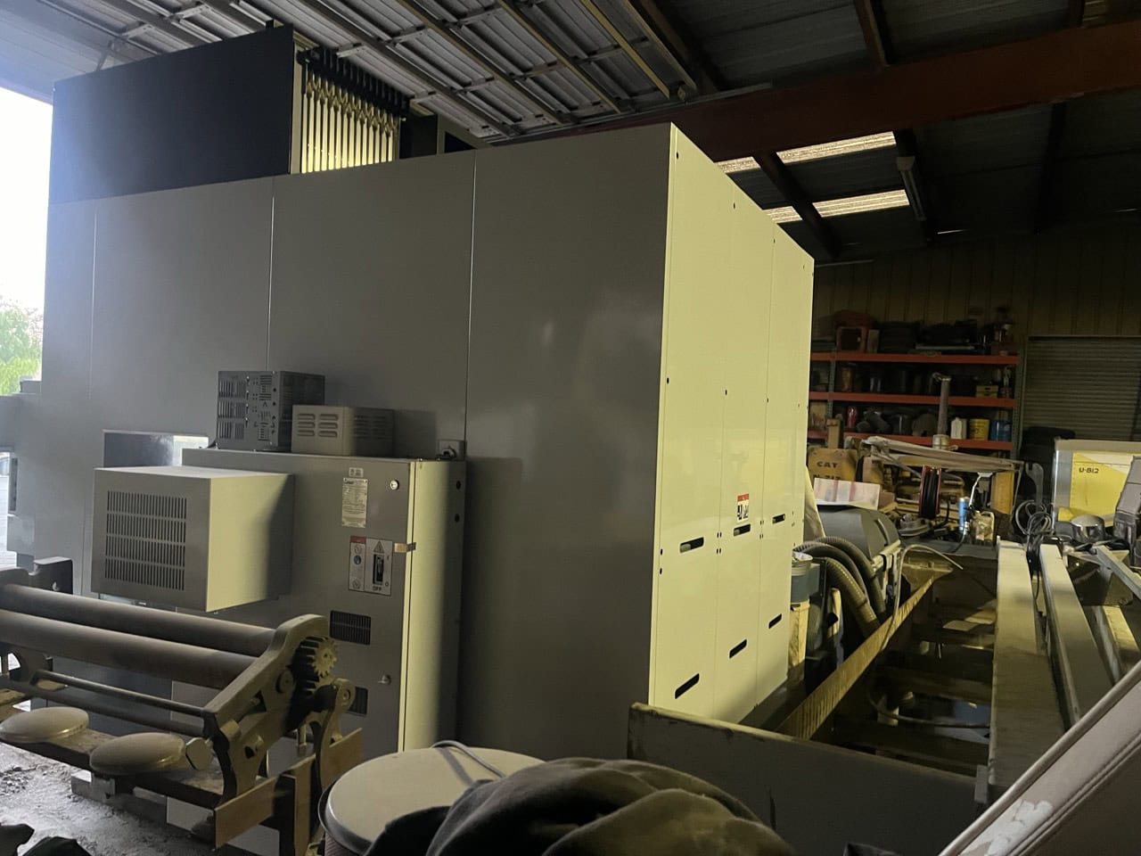 Haas UMC-750 VMC 5 Axis, 2021 - Thru Spindle Ready, 10k RPM spindle - Image 3