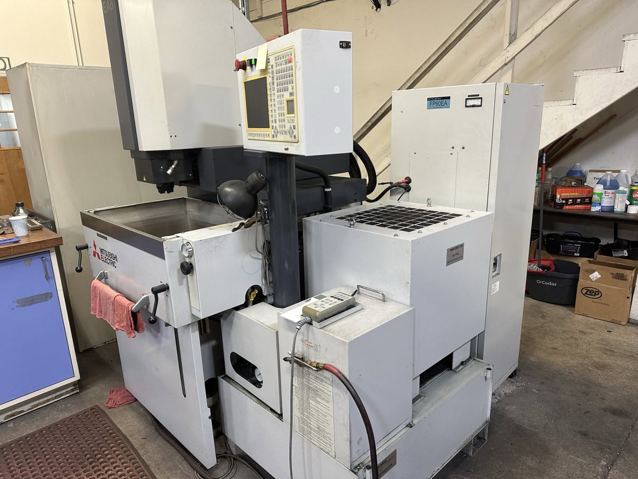 Mitsubishi EA8M Sinker EDM, 2014 - Chiller - Image 2