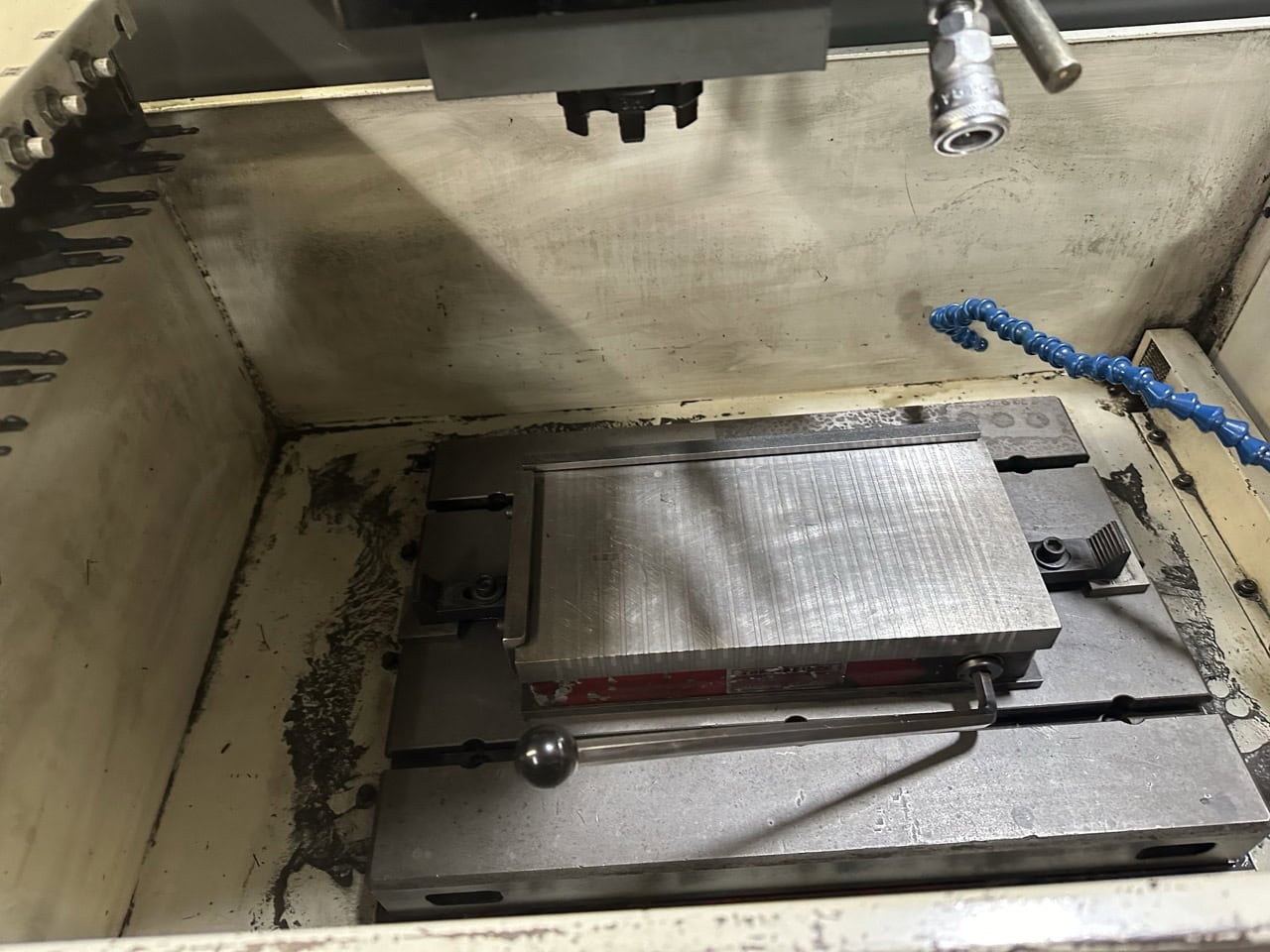 Mitsubishi EA8 Sinker EDM, 1999 - Tool Changer - Image 3