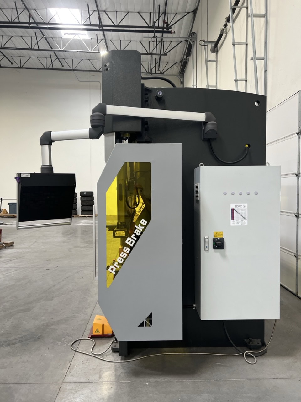 175 Ton x 10' LZK SPB-175T/3200 Press Brake, 2021 - 6 Axis Backgauge, Low Hours - Image 4