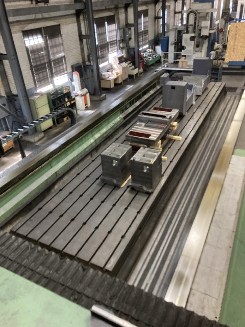 40' x 8' RD&D Model VTC 53/60 CNC Gantry Mill, 1990 - Universal Head, 80 HP, Cat 50, Fanuc Control - Image 15
