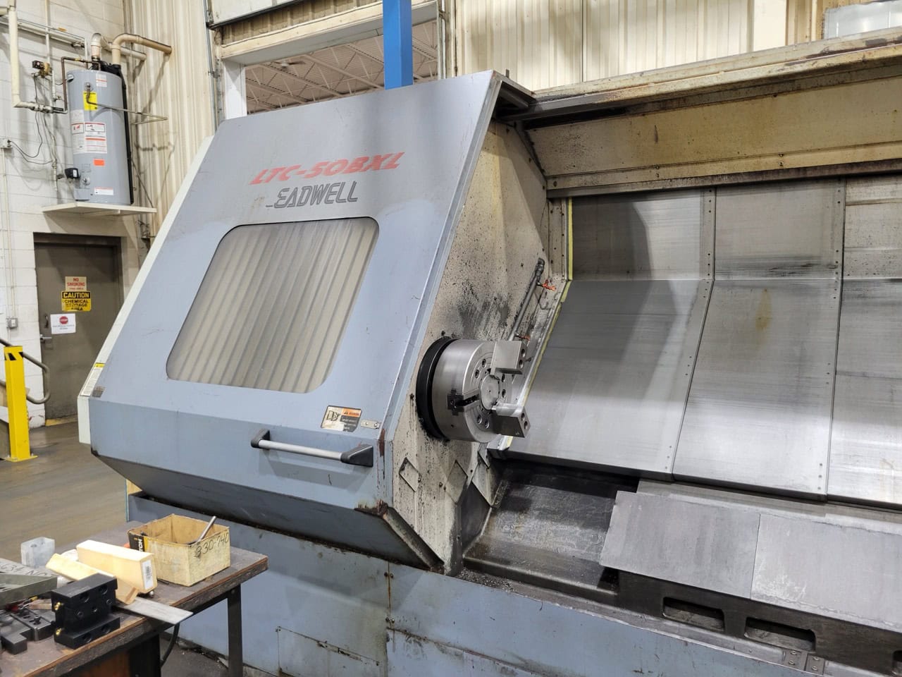 Leadwell LTC-50BXL CNC Lathe, 2004 - Tailstock, Fanuc Control - Image 2