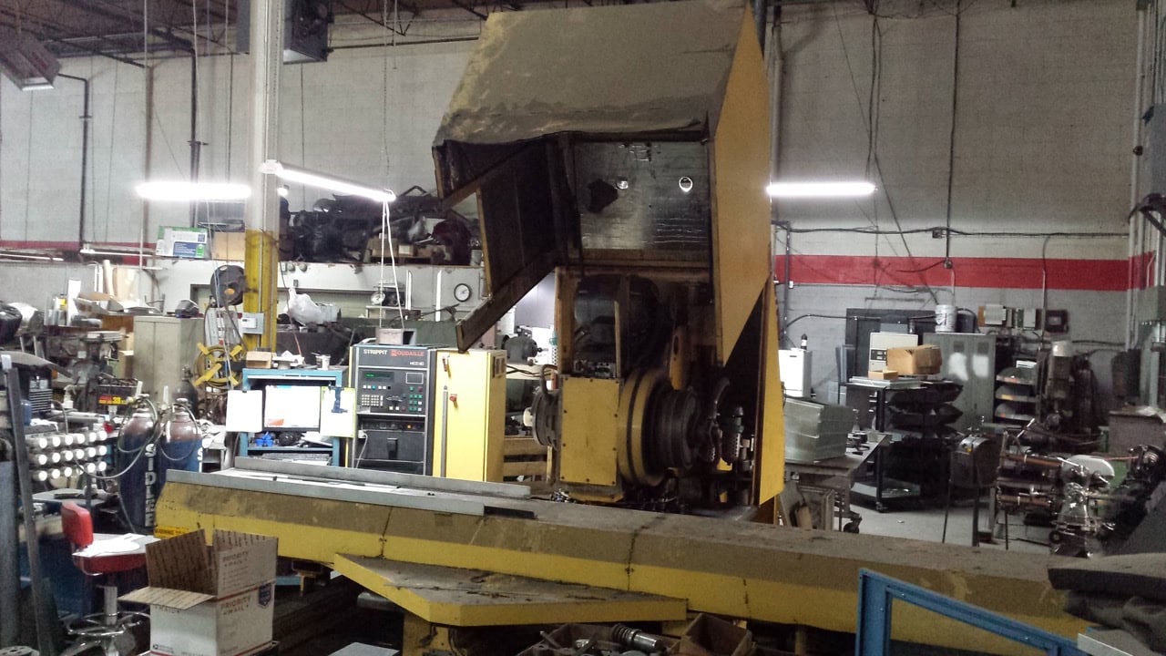 10' x 1/4" Pullmax E-230 Hydraulic Shear, 1985 - Image 24