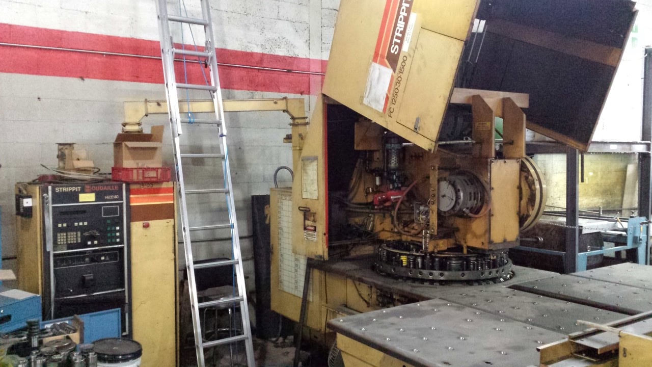 10' x 1/4" Pullmax E-230 Hydraulic Shear, 1985 - Image 26