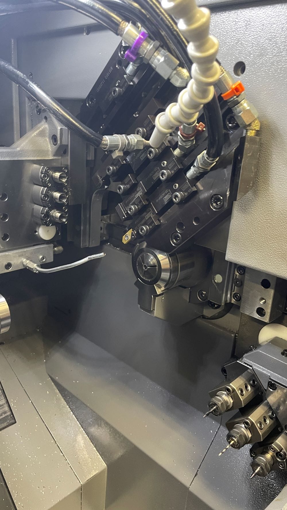 Citizen K16E VII CNC Swiss Lathe, 2012 - Bar Feeder, Live Tooling - Image 11