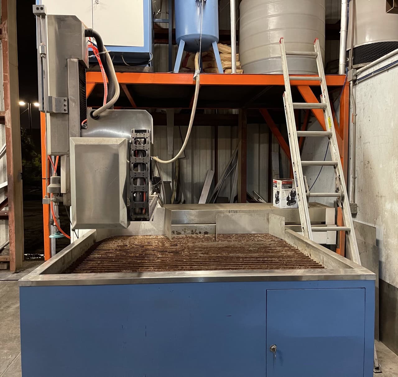 4' x 4' Hydrapower WJ515 CNC Waterjet, 2019 - 40,000 PSI, Abrasives Hopper - Image 13