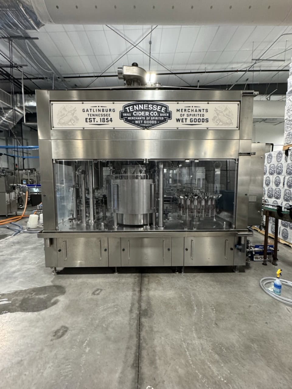 GAI 5031FM-Bier Bottle Filling and Crowning Machine, 2015